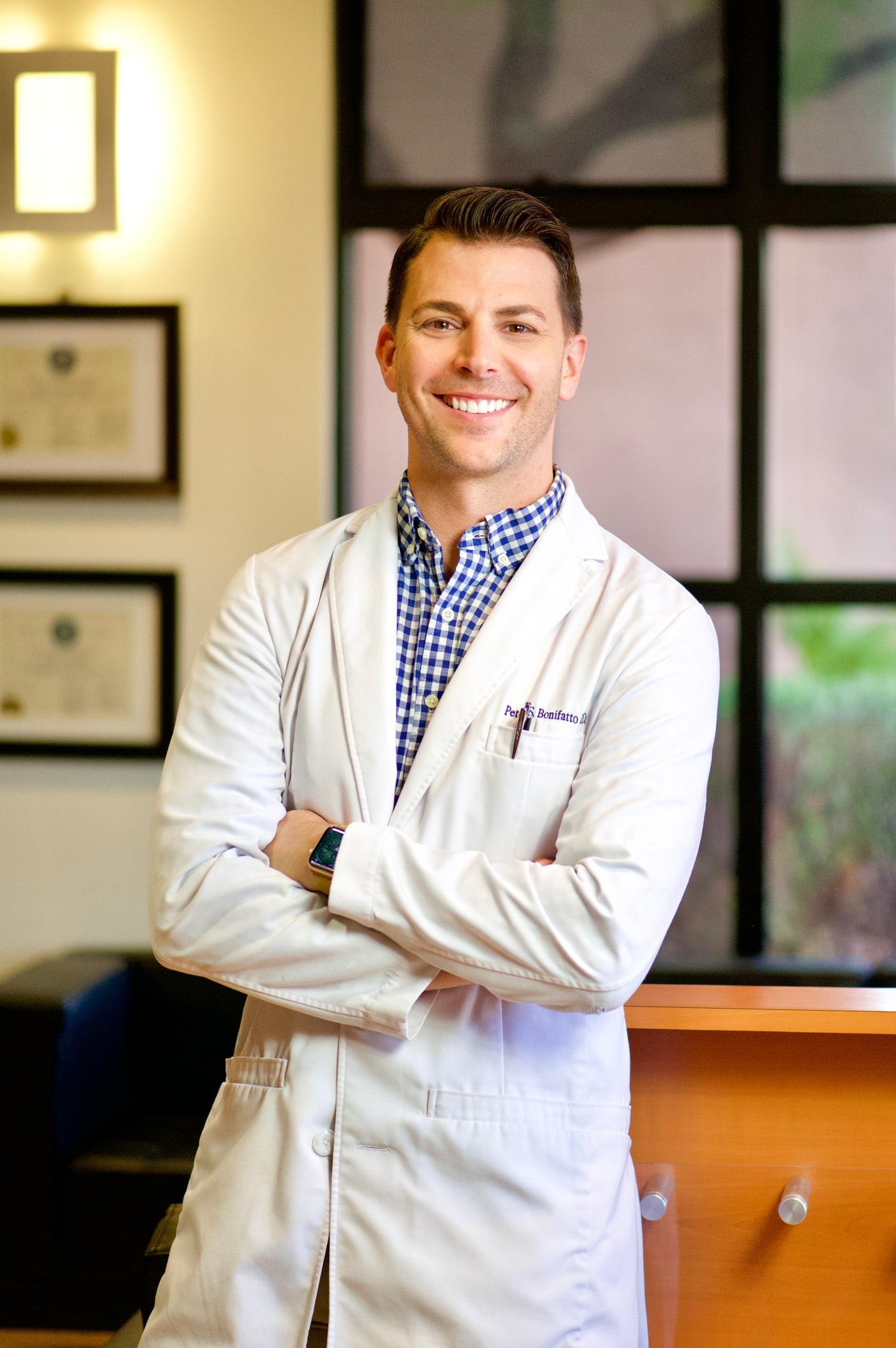 Dr. Peter Bonifatto, DMD, cosmetic dentist, in his Las Vegas office
