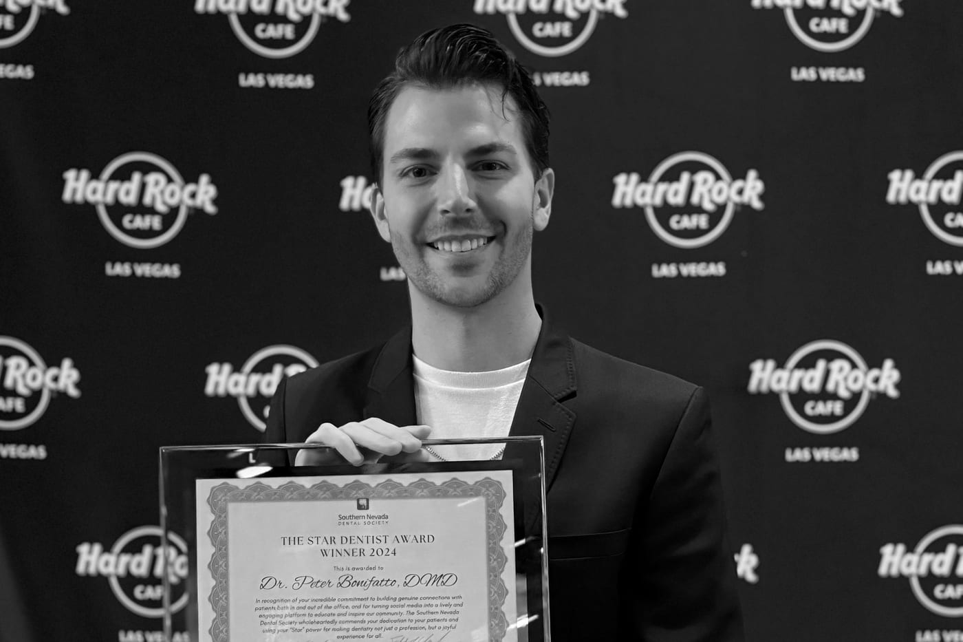 Dr. Peter Bonifatto accepting the 2024 Star Dentist Award from the Southern Nevada Dental Society